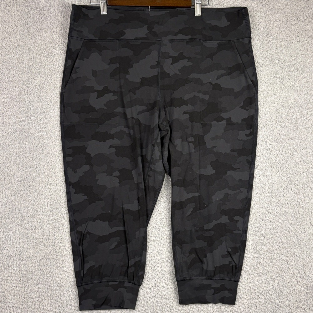 Lululemon Align Jogger Womens 18 Black Camo High Rise Cropped Yoga Pants